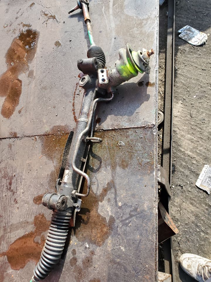 2010 BUICK LACROSSE 6cyl Gasoline 3.0 STEERING GEAR RACK - 366185 — photo 1