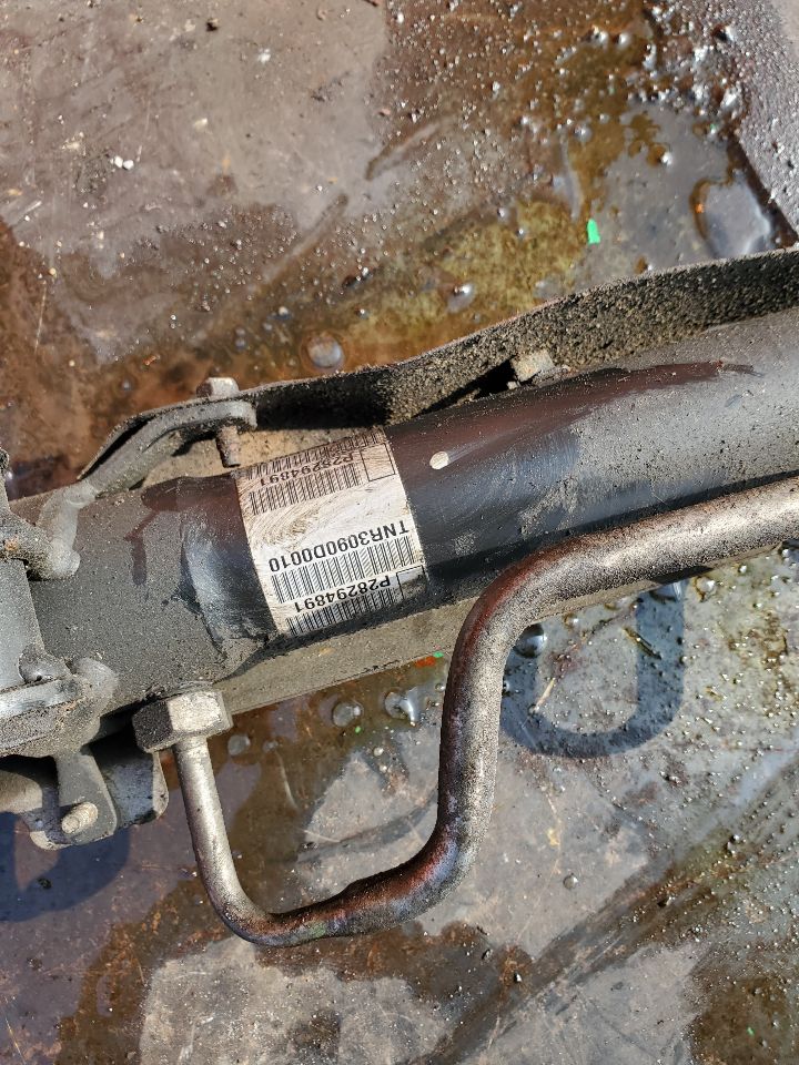 2010 BUICK LACROSSE 6cyl Gasoline 3.0 STEERING GEAR RACK - 366185 — photo 2