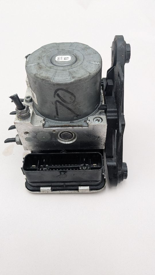 2023 VOLKSWAGEN ATLAS 2.0L 4cyl Turbo Gasoline Anti-lock Brake Pts - 366226 — photo 3