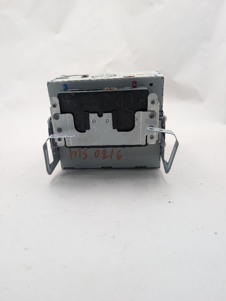 2016 INFINITI Q50 4cyl Gasoline Turbo 2.0 Radio Audio - 366501 — photo 5