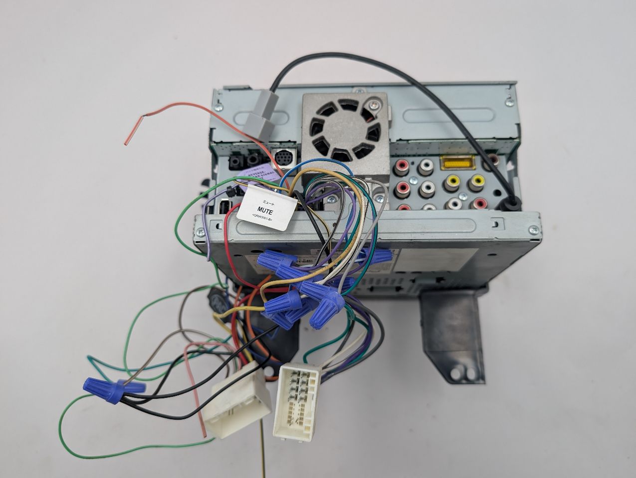 2012 HYUNDAI VELOSTER 1.6L 4cyl Gasoline Radio Audio - 366609 — photo 3