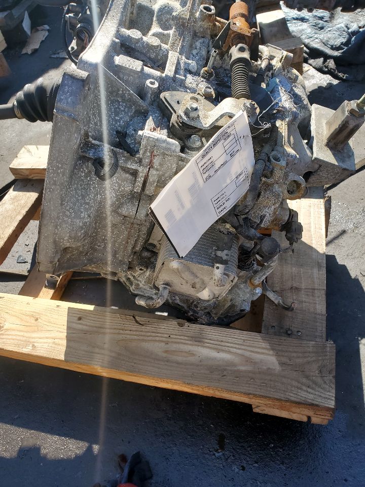 2015 NISSAN SENTRA 4cyl Gasoline 1.8 Transmiss,Transaxle - 366635 — photo 3