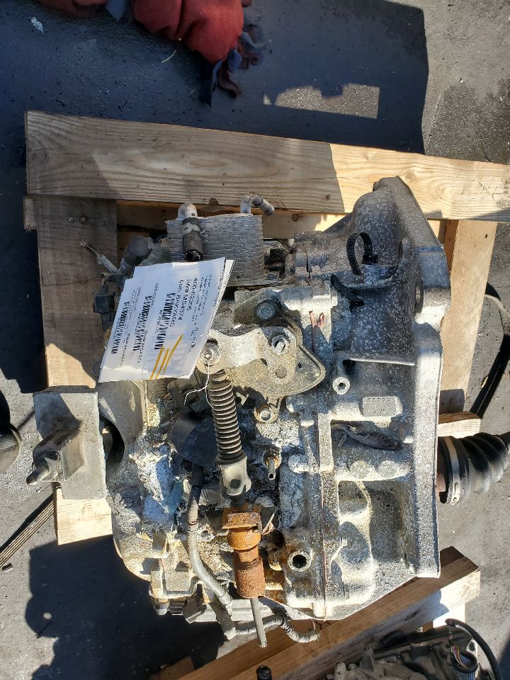 2015 NISSAN SENTRA 4cyl Gasoline 1.8 Transmiss,Transaxle - 366635 — photo 5