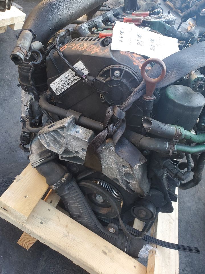 2013 VOLKSWAGEN GOLF GTI 4cyl Gas Turbo 2.0 PZEV ENGINE ASSEMBLY - 366696 — photo 2