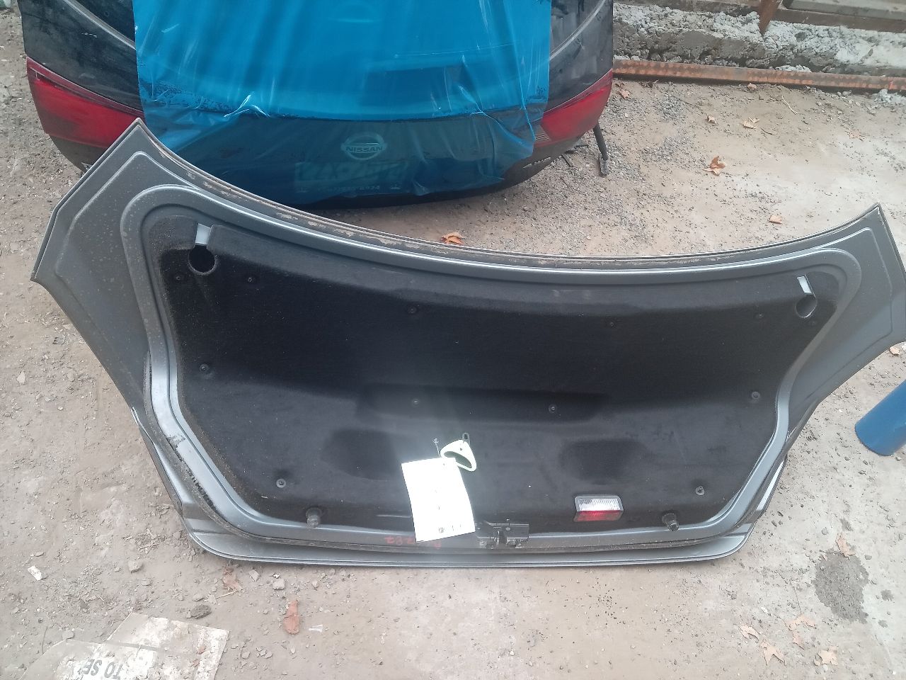 2013 BMW 650i 8cyl Gasoline Turbo 4.4 Decklid  Tailgate - 366826