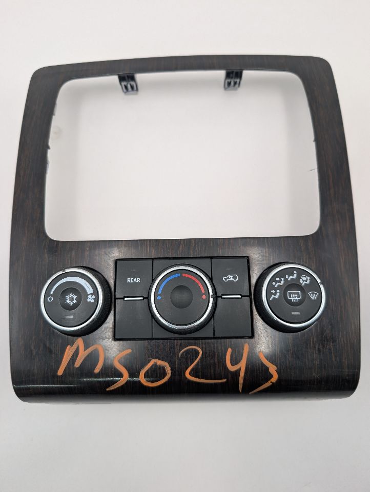 2015 CHEVROLET TRAVERSE 6cyl Gasoline 3.6 TEMP CONTROL - 366918 — photo 1