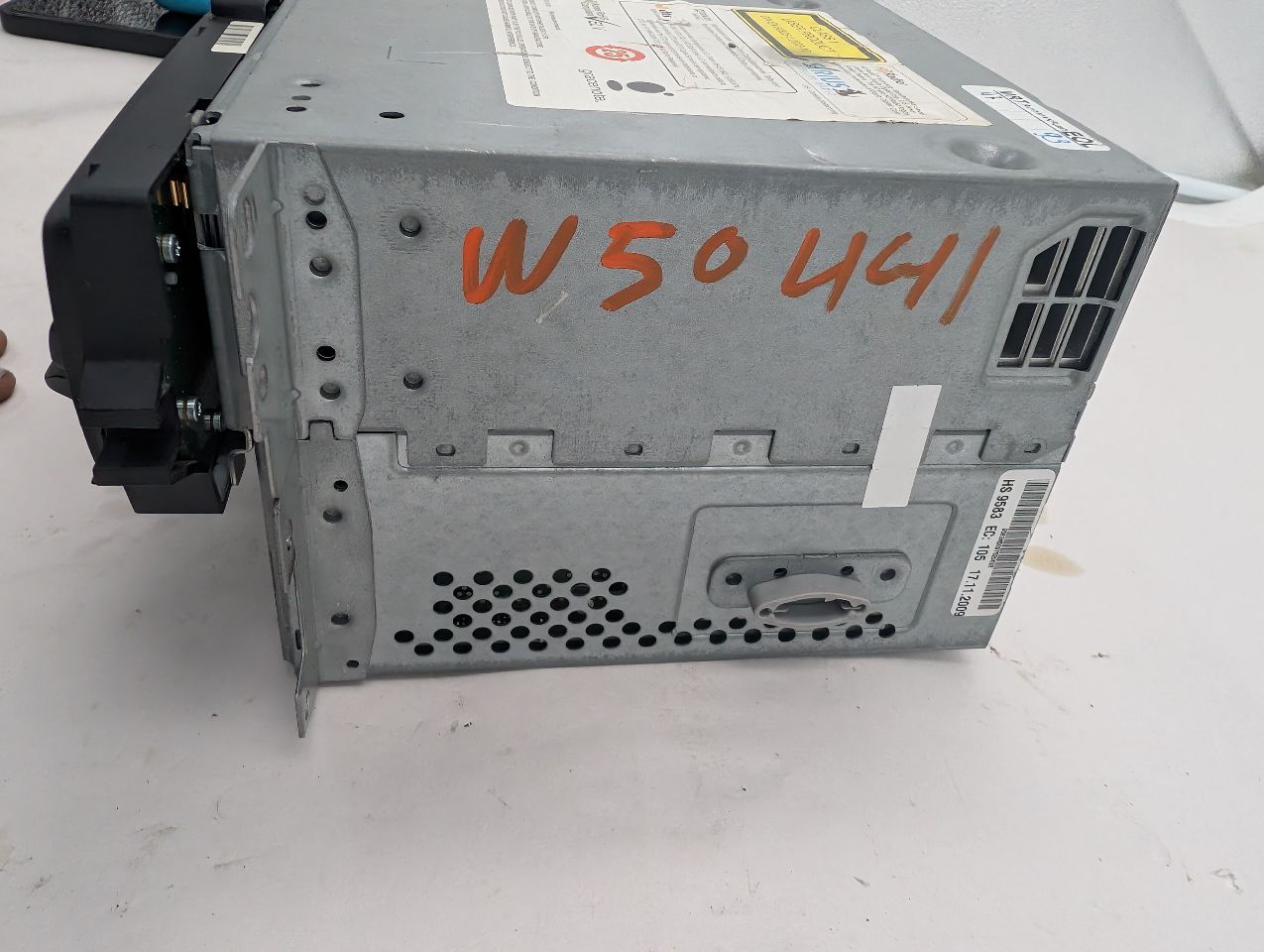 2010 BMW 328i Radio Audio - 366929 — photo 4
