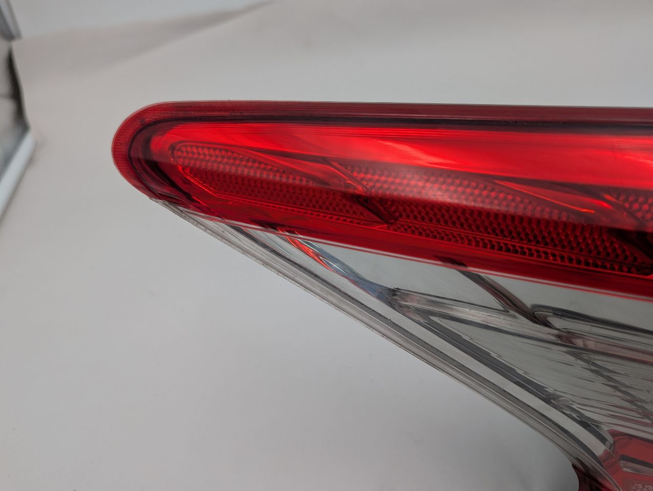 2015 NISSAN SENTRA 4cyl Gasoline 1.8 Left TAIL LAMP - 366940 — photo 2