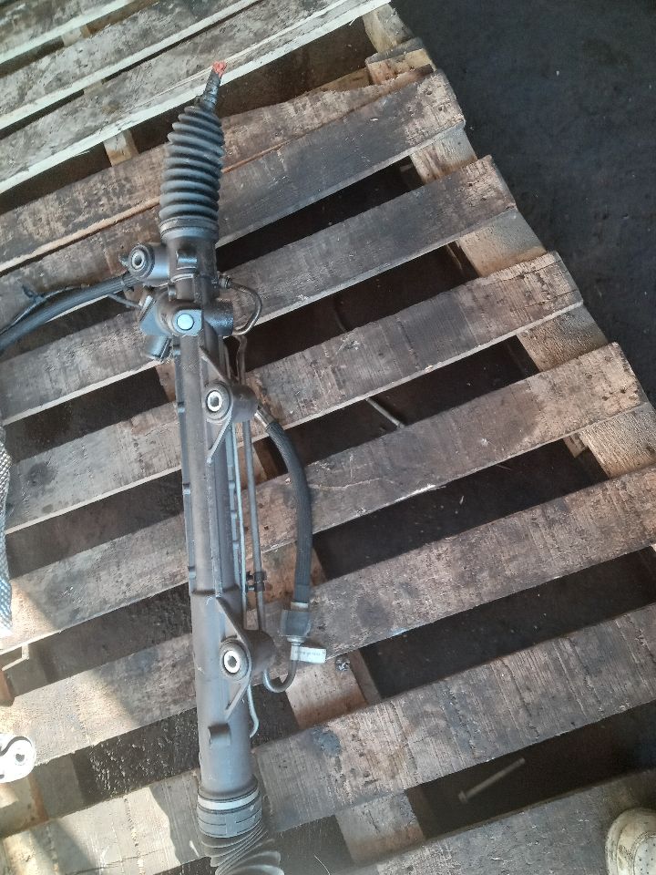 2011 JAGUAR XJ 8cyl Gasoline 5.0 STEERING GEAR RACK - 366986 — photo 1
