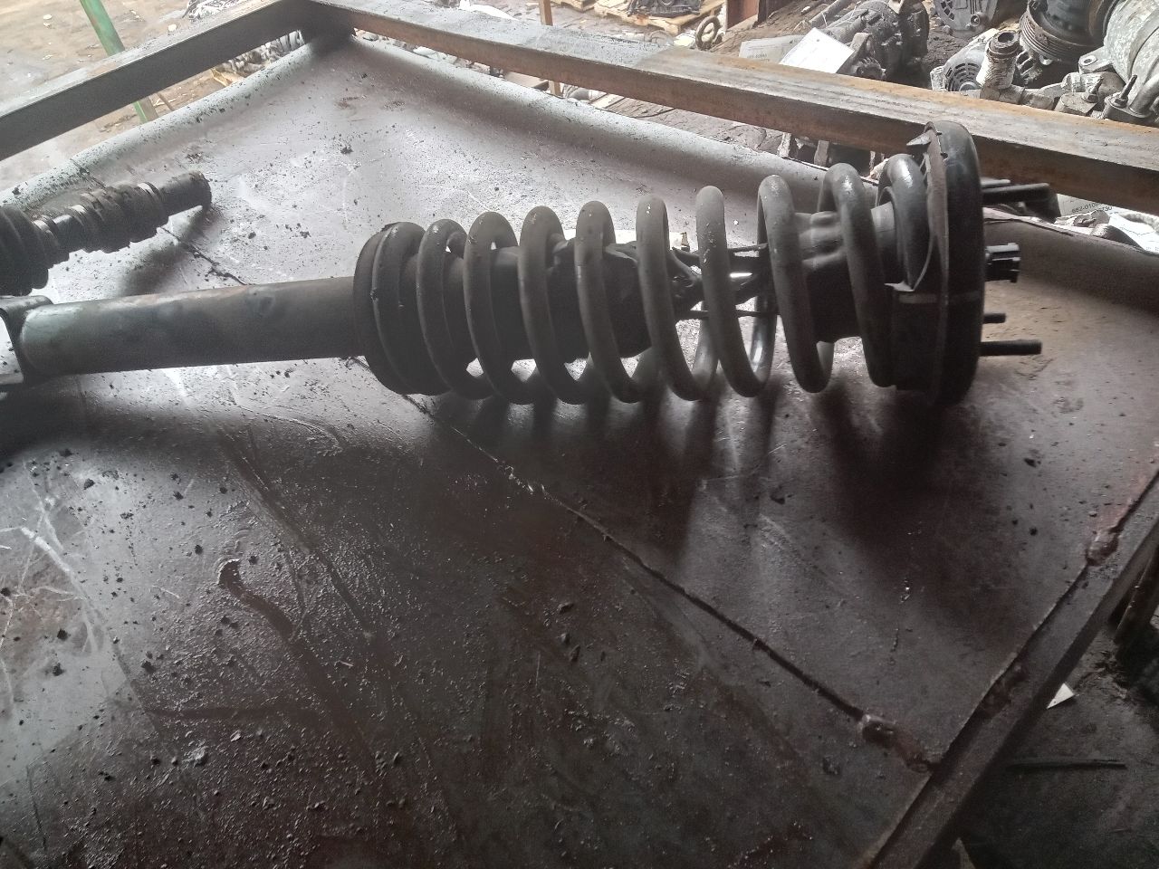 2011 JAGUAR XJ 8cyl Gasoline 5.0 STRUT - 367269 — photo 2
