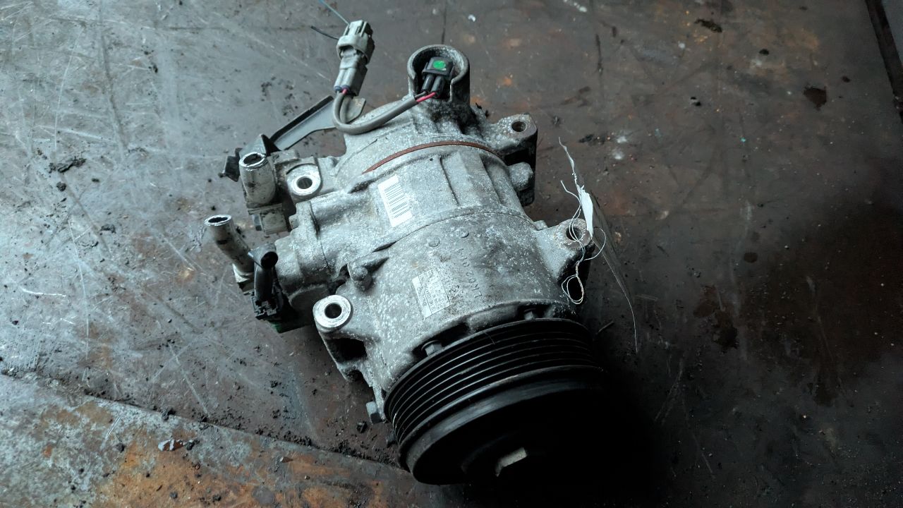 2011 SUBARU LEGACY 4cyl Gasoline 2.5 PZEV AC COMPRESSOR - 367337 — photo 4