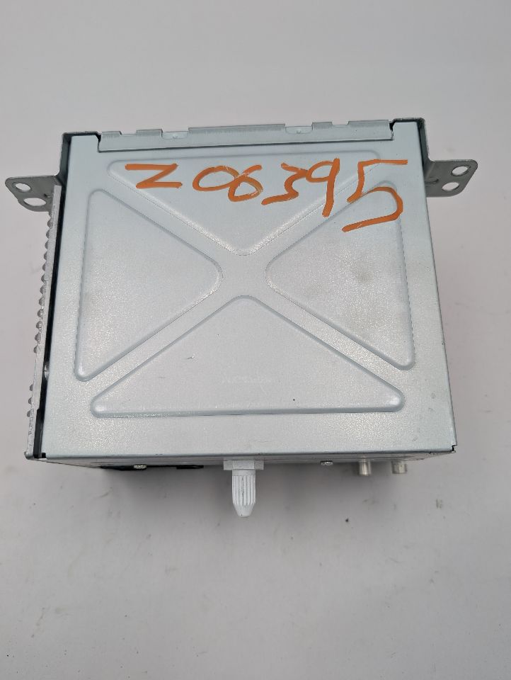 2010 CHEVROLET CAMARO 6cyl Gasoline 3.6 Radio Audio - 367369 — photo 1