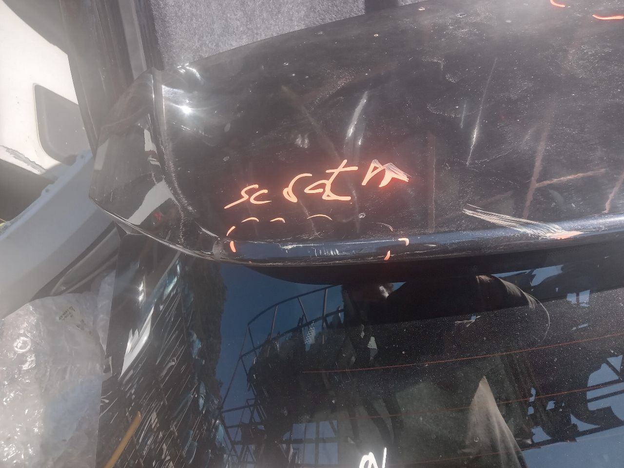 2017 NISSAN ROGUE 2.5L 4cyl Gasoline VVT Decklid  Tailgate - 367599 — photo 4