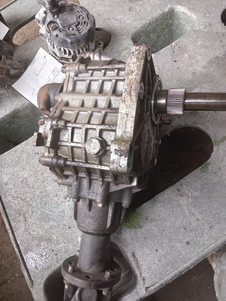 2007 HYUNDAI SANTA FE 6cyl Gasoline 3.3 TRANSFER CASE ASSY - 367611 — photo 1