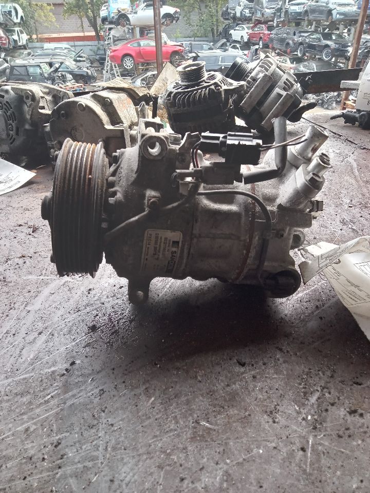2015 NISSAN SENTRA 4cyl Gasoline 1.8 AC COMPRESSOR - 367768 — photo 1