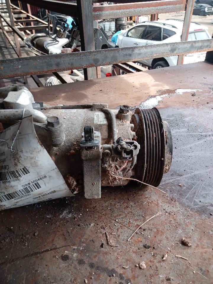 2019 HYUNDAI ELANTRA 2.0L 4cyl Gasoline VVT AC COMPRESSOR - 367830 — photo 1