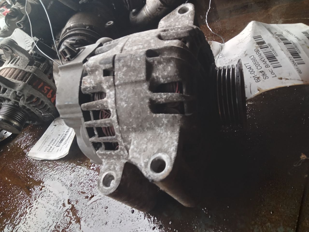 2014 GMC TERRAIN 4cyl Gasoline 2.4 ALTERNATOR - 367950 — photo 1