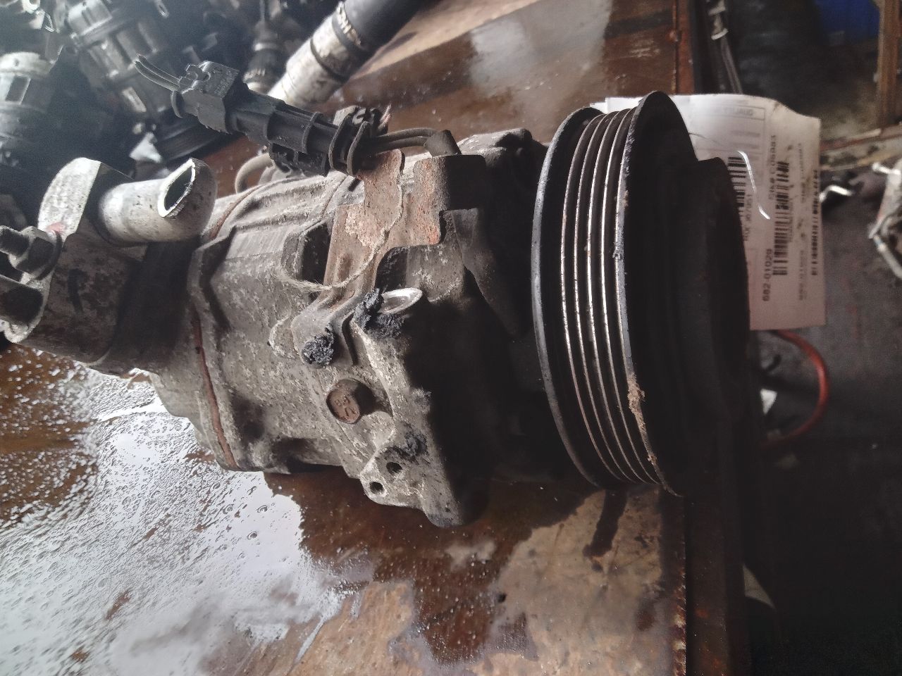 2014 GMC TERRAIN 4cyl Gasoline 2.4 AC COMPRESSOR - 367951 — photo 1