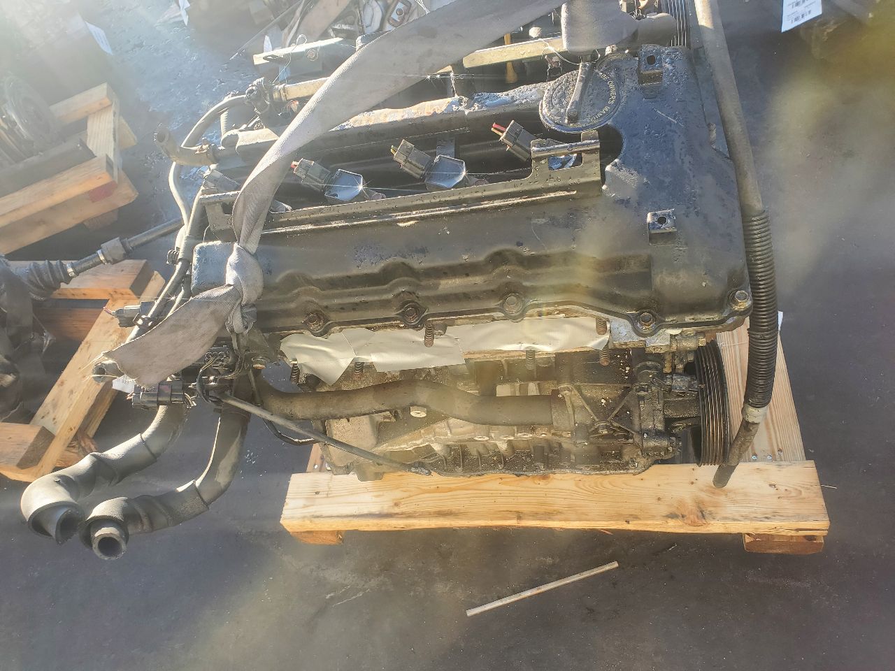 2013 KIA SORENTO 4cyl Gasoline 2.4 ENGINE ASSEMBLY - 368339 — photo 2