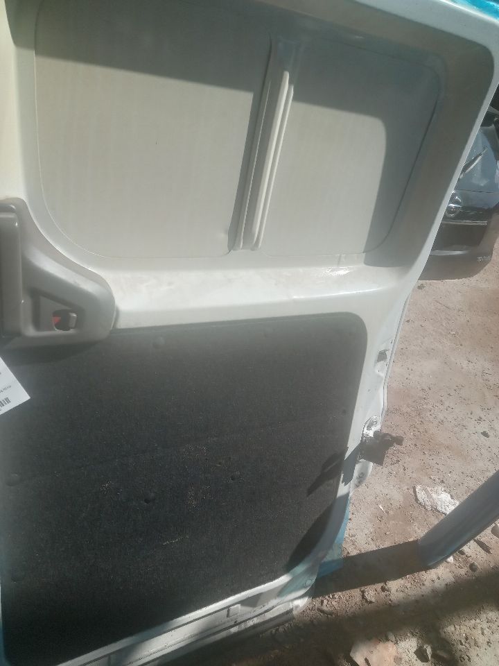 2015 NISSAN NV200 2.0L 4cyl Gasoline VVT Right Dr Assm, Rear Side - 368435