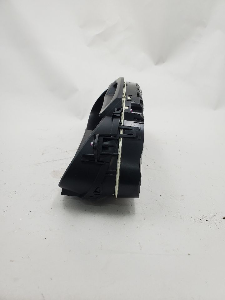 2009 AUDI A4 Speedo Head/Cluster - 368461 — photo 2
