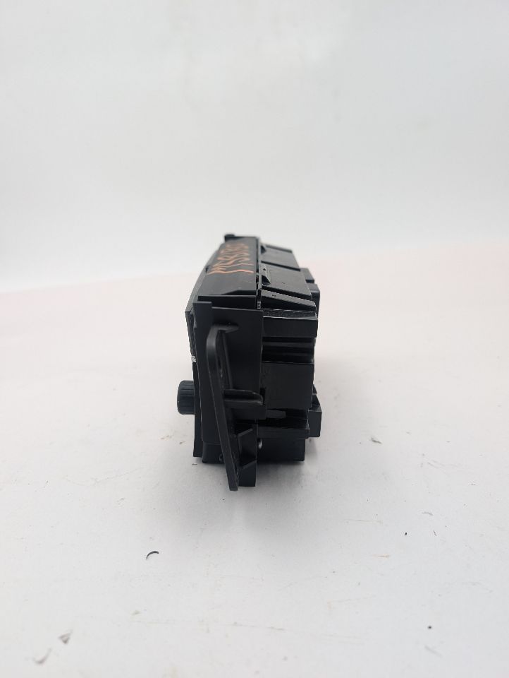 2013 CADILLAC ESCALADE ESV 8cyl Gasoline 6.2 FLEX TEMP CONTROL - 368536 — photo 4