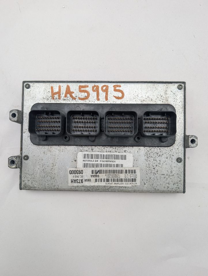 2005 DODGE DURANGO 8cyl Gasoline 5.7 HEMI Eng/Motor Cont Mod - 368548 — photo 1