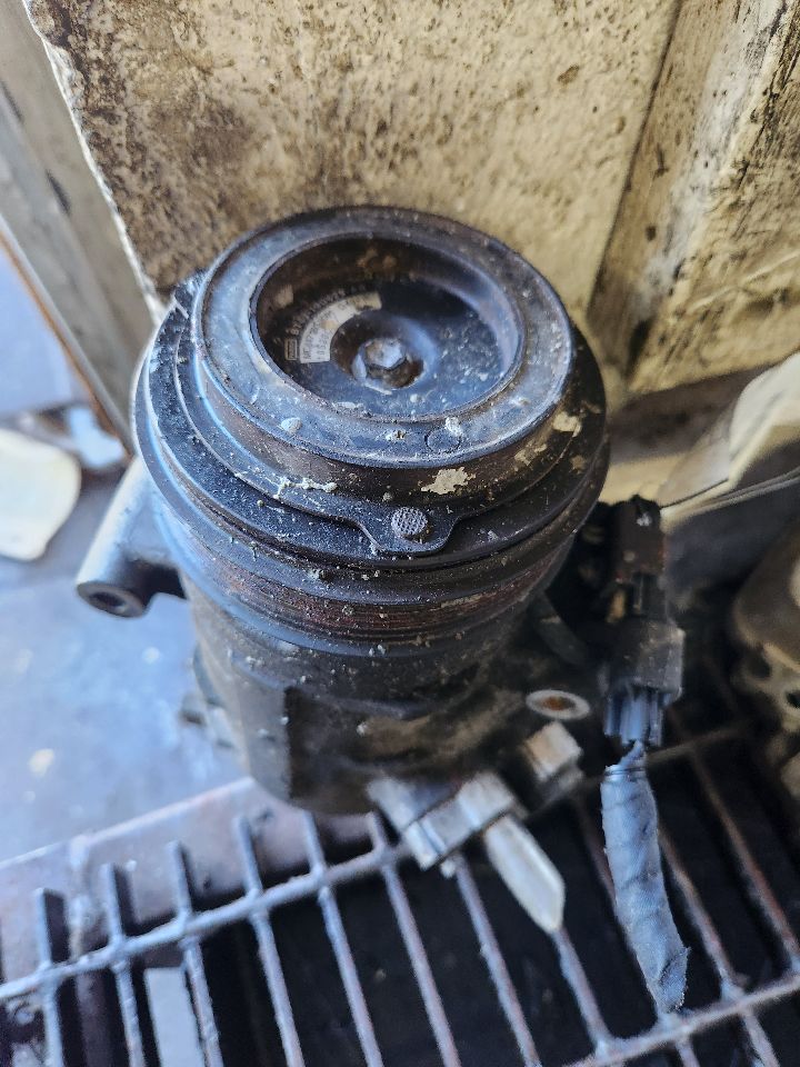 2013 FORD EDGE 6cyl Gasoline 3.5 AC COMPRESSOR - 368680 — photo 3