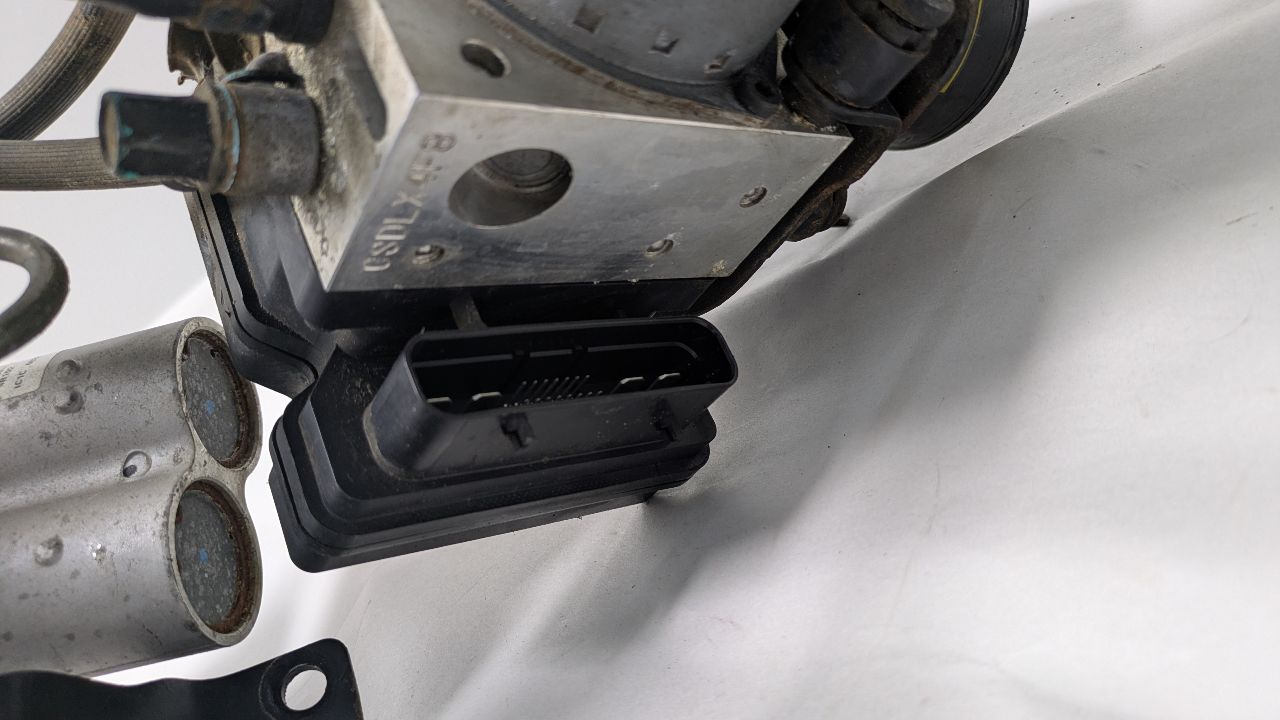 2013 HYUNDAI SONATA 4cyl Hybrid 2.4 Anti-lock Brake Pts - 368767 — photo 4