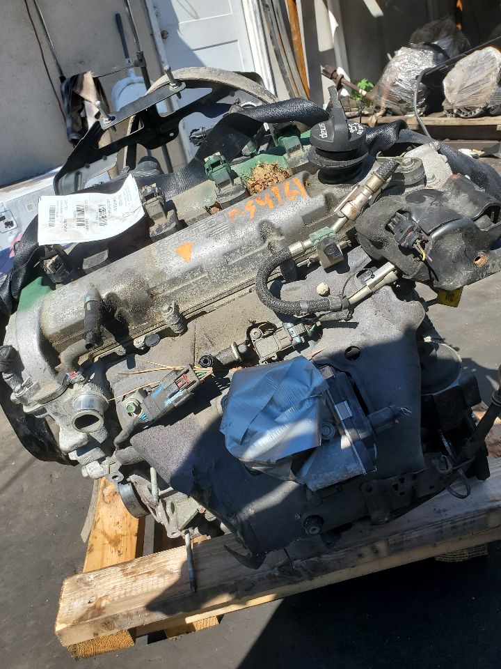2015 CHEVROLET EQUINOX 4cyl Gasoline 2.4 ENGINE ASSEMBLY - 368938 — photo 4