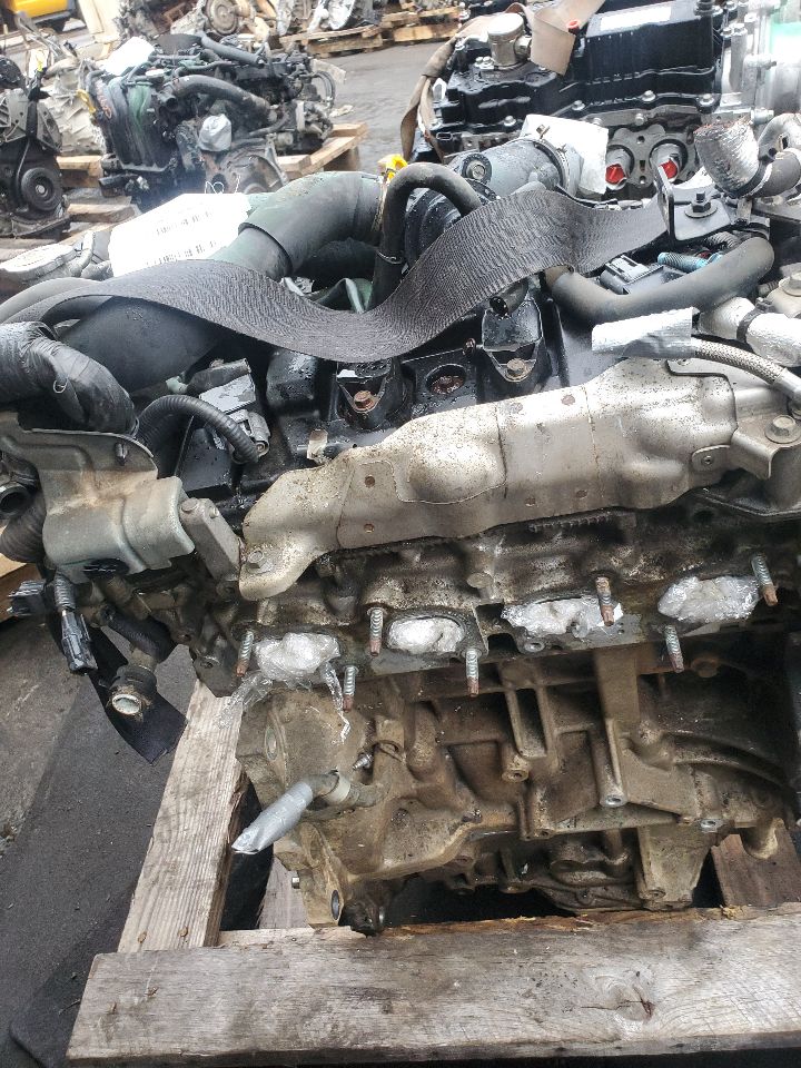 2013 NISSAN JUKE 4cyl Gasoline Turbo 1.6 ENGINE ASSEMBLY - 368993 — photo 3