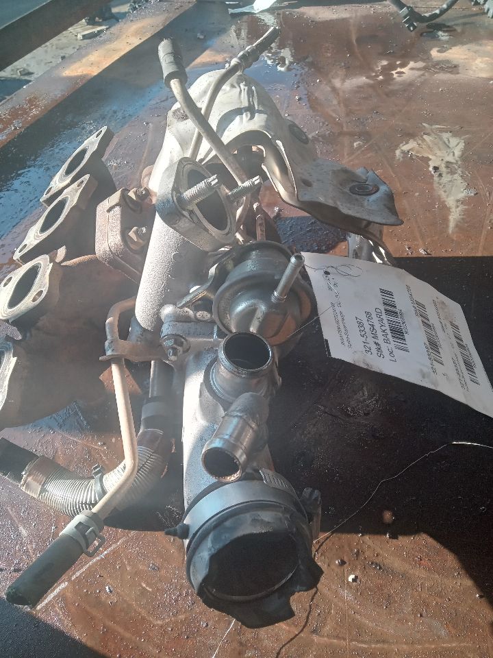 2013 NISSAN JUKE 4cyl Gasoline Turbo 1.6 Turbo-Supercharger - 368994 — photo 2