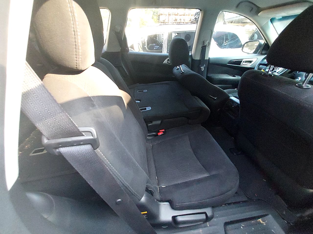 2016 NISSAN PATHFINDER 6cyl Gasoline 3.5 Left AIR BAG - 369024 — photo 2