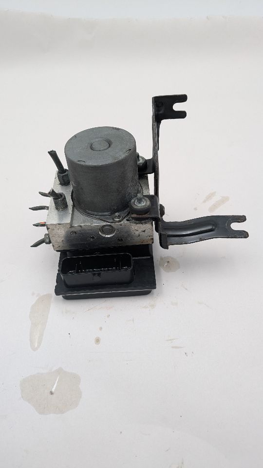 2015 NISSAN NV200 2.0L 4cyl Gasoline VVT Anti-lock Brake Pts - 369099 — photo 2