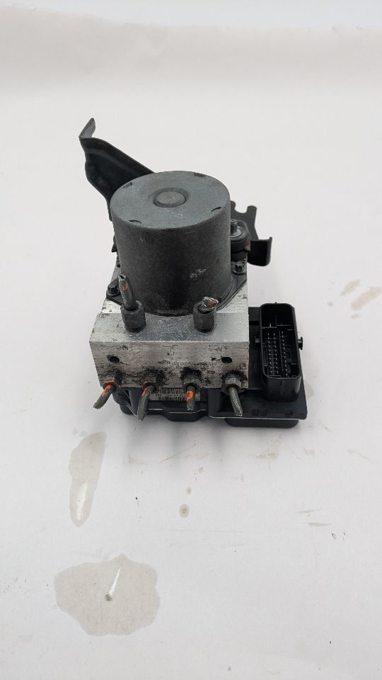 2015 NISSAN NV200 2.0L 4cyl Gasoline VVT Anti-lock Brake Pts - 369099 — photo 3