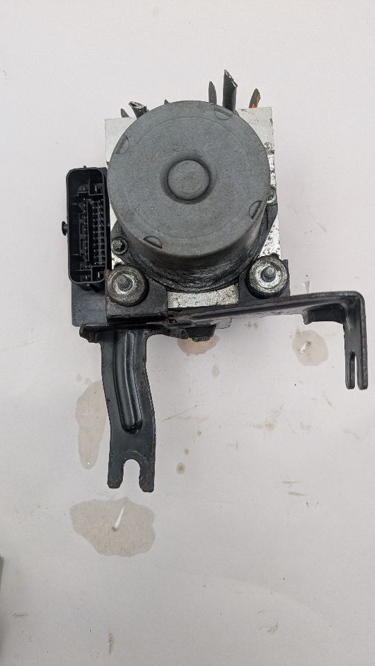 2015 NISSAN NV200 2.0L 4cyl Gasoline VVT Anti-lock Brake Pts - 369099 — photo 5
