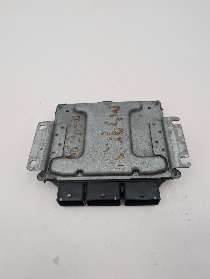 2014 NISSAN SENTRA 4cyl Gasoline 1.8 Eng/Motor Cont Mod - 369123 — photo 1