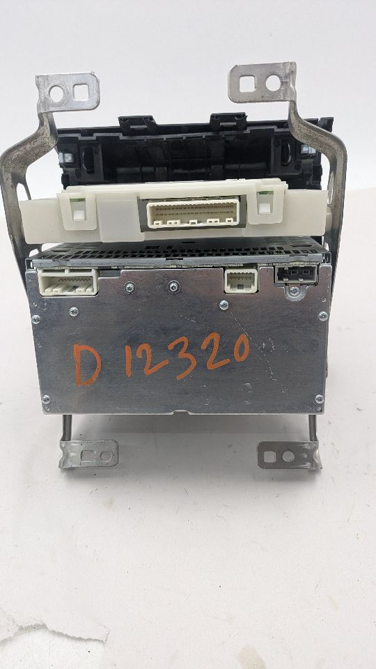 2016 NISSAN PATHFINDER 6cyl Gasoline 3.5 Radio Audio - 369165 — photo 4