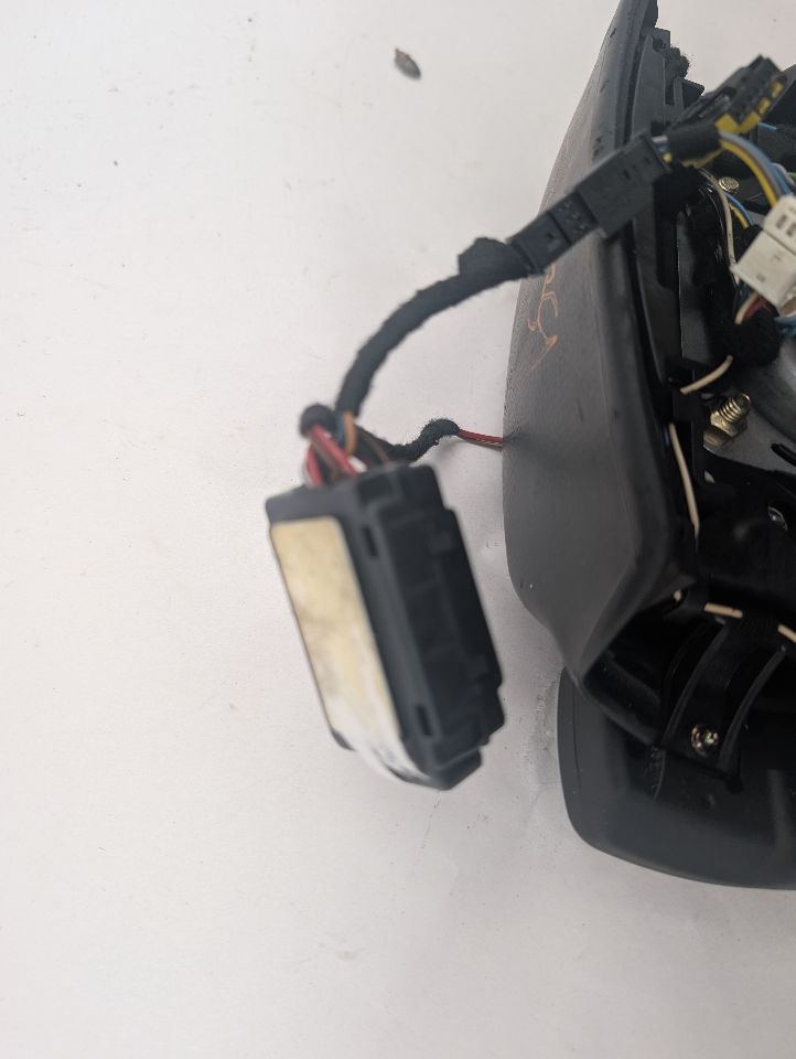 2005 LAND ROVER RANGE ROVER 8cyl Gasoline 4.4 Left AIR BAG - 369169 — photo 5