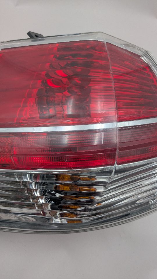 2016 NISSAN ROGUE 4cyl Gasoline 2.5 DOHC Left TAIL LAMP - 369234 — photo 6