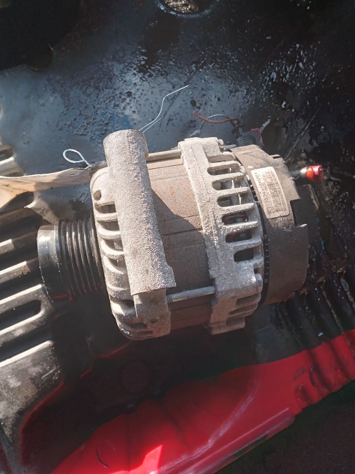 2020 CHEVROLET MALIBU 1.5L 4cyl Turbo Gasoline ALTERNATOR - 369246 — photo 1