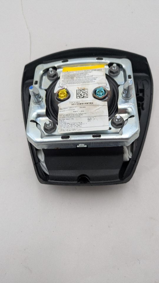 2013 CADILLAC ESCALADE ESV 8cyl Gasoline 6.2 FLEX Left AIR BAG - 369253