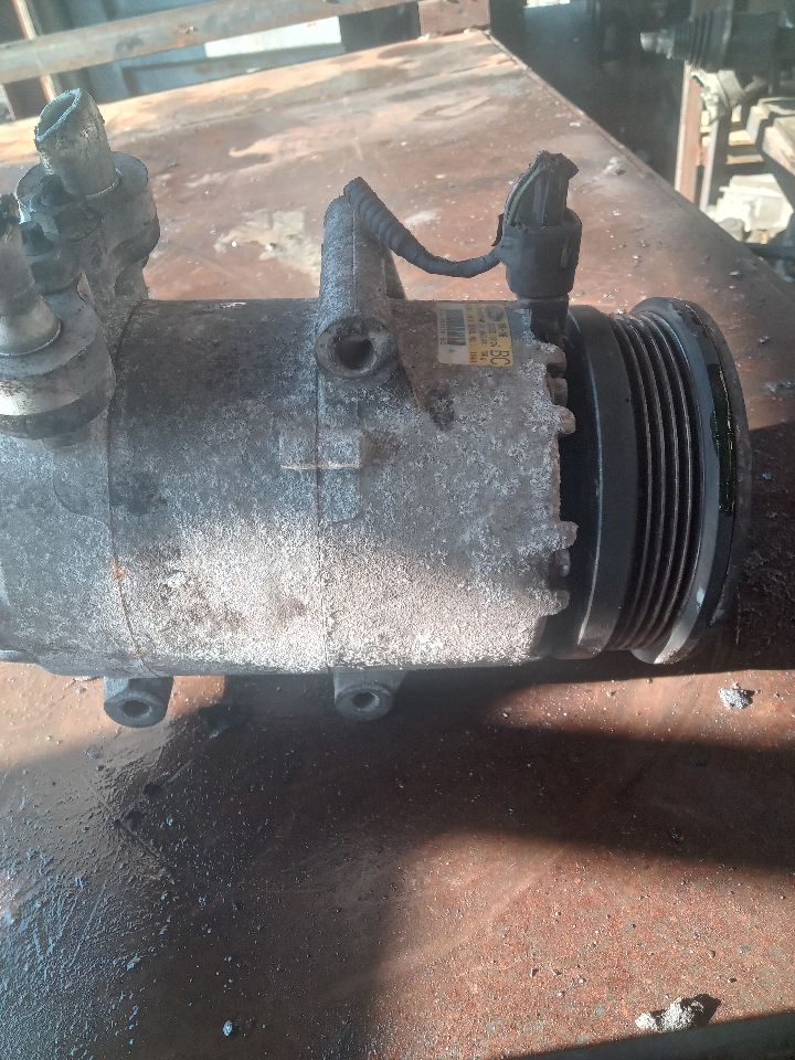 2012 FORD FOCUS 4cyl Gasoline 2.0 Flex AC COMPRESSOR - 369330 — photo 1