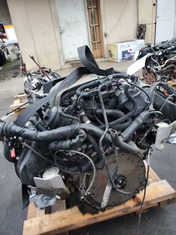 2011 AUDI Q5 6cyl Gasoline 3.2 ENGINE ASSEMBLY - 369334 — photo 3