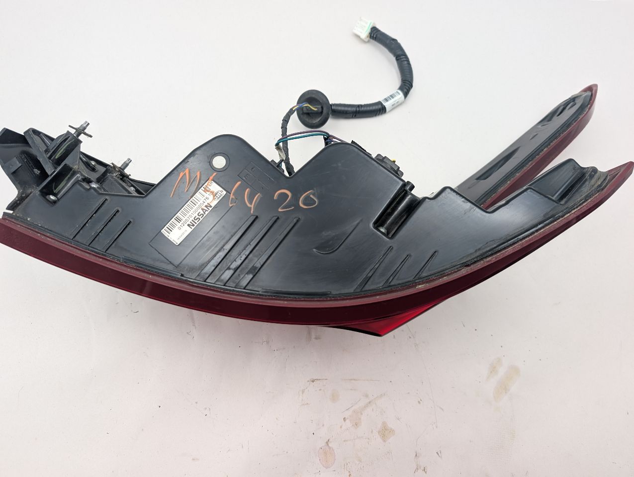 2016 NISSAN MAXIMA 6cyl Gasoline 3.5 Left TAIL LAMP - 369476 — photo 2
