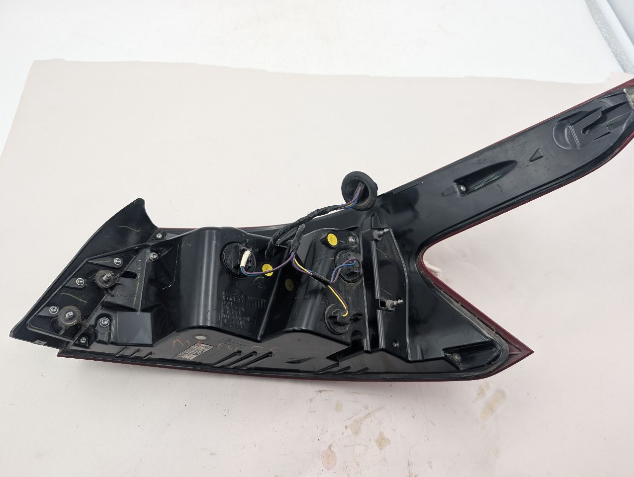 2016 NISSAN MAXIMA 6cyl Gasoline 3.5 Left TAIL LAMP - 369476 — photo 3