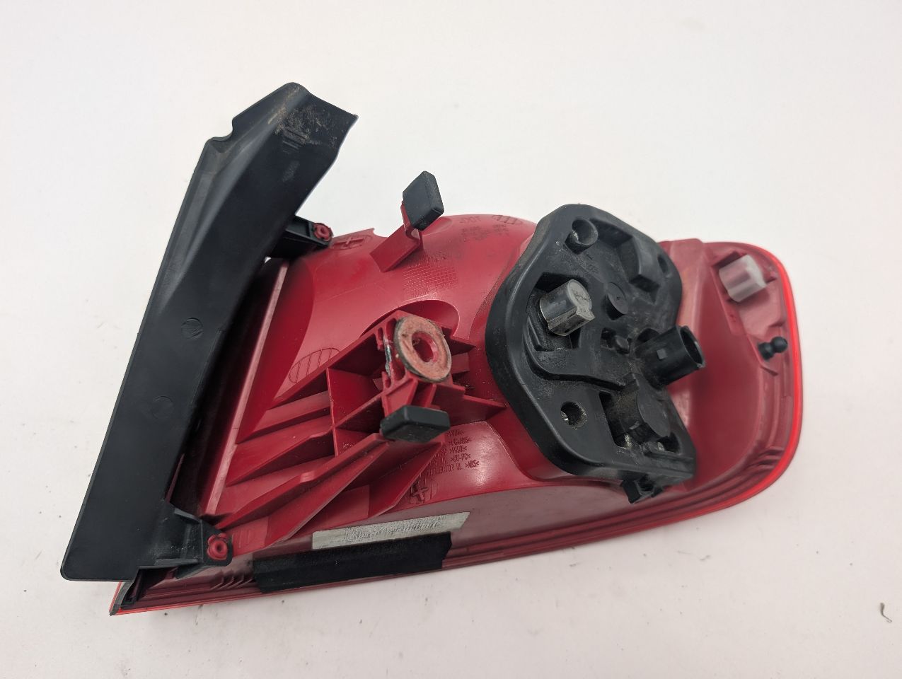 2011 AUDI S4 6cyl Supercharged 3.0 Left TAIL LAMP - 369498 — photo 2