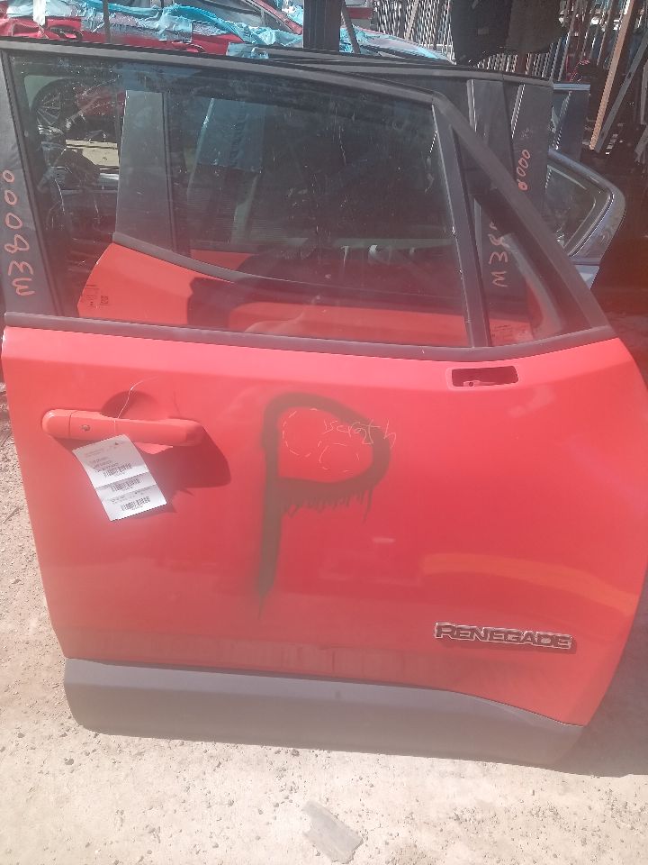 2016 JEEP RENEGADE 4cyl Gasoline 2.4 Right DOOR ASSEMBLY, FR - 369502