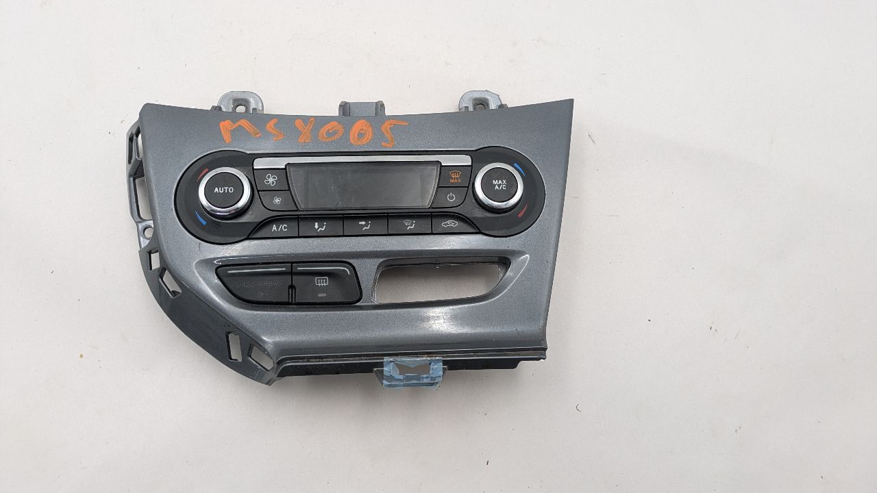 2012 FORD FOCUS 4cyl Gasoline 2.0 PZEV TEMP CONTROL - 369518 — photo 2