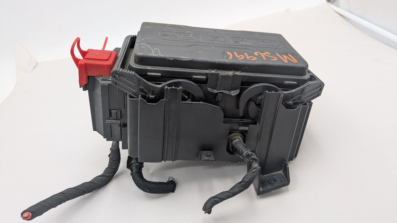 2018 CHEVROLET MALIBU 1.5L 4cyl Turbo Gasoline Fuse Box, Engine - 369631